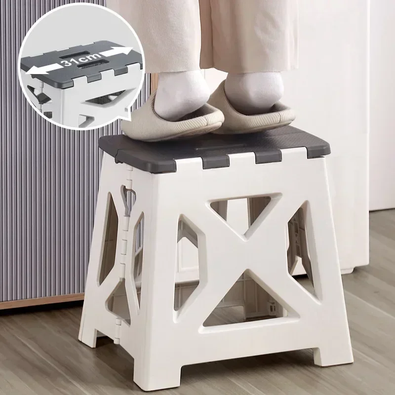 Portable Plastic Folding Stool – Kids Outdoor Seating recenzja i cena