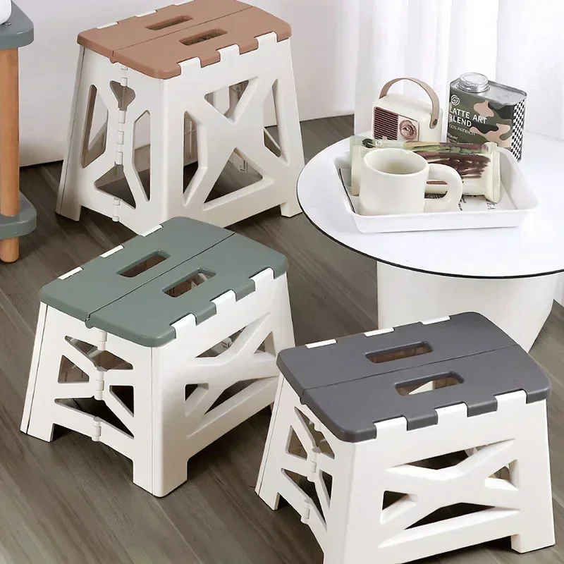 Portable Plastic Folding Stool – Kids Outdoor Seating recenzja i cena